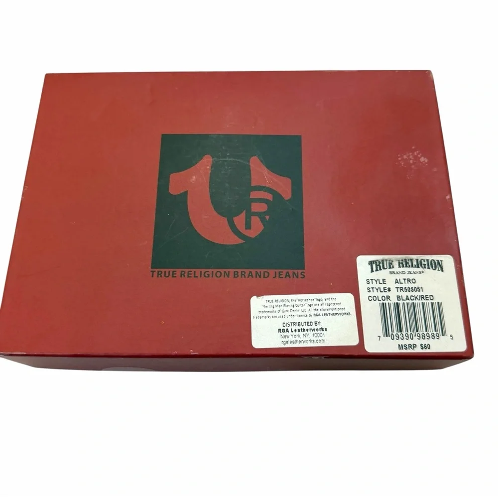NIB True Religion Men’s Black Leather Bifold Wallet Red Horseshoe Carabiner Set